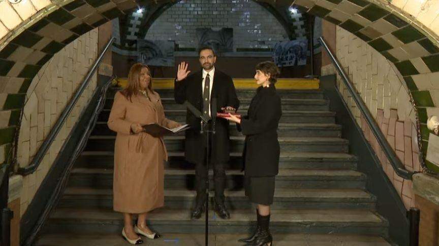 Novi gradonačelnik New Yorka položio zakletu na dva Kur'ana